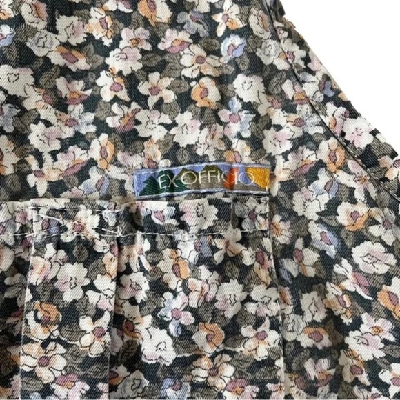 ExOfficio | Watercolor Floral Sleeveless Button Down Cotton Shirt, Medium - Picture 4 of 7